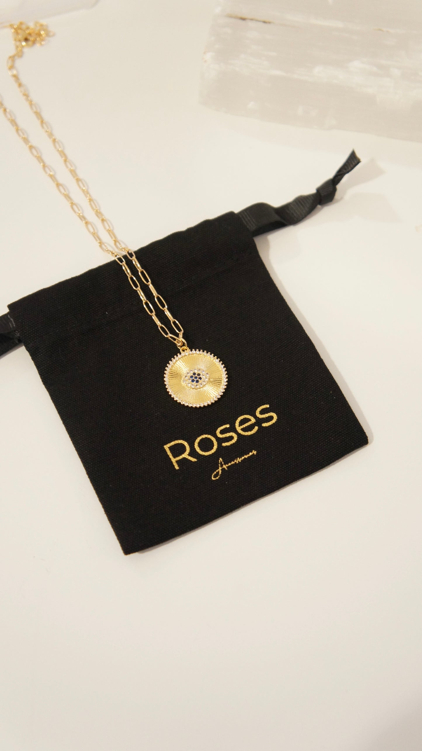 Zirconia Eye Pendant Necklace