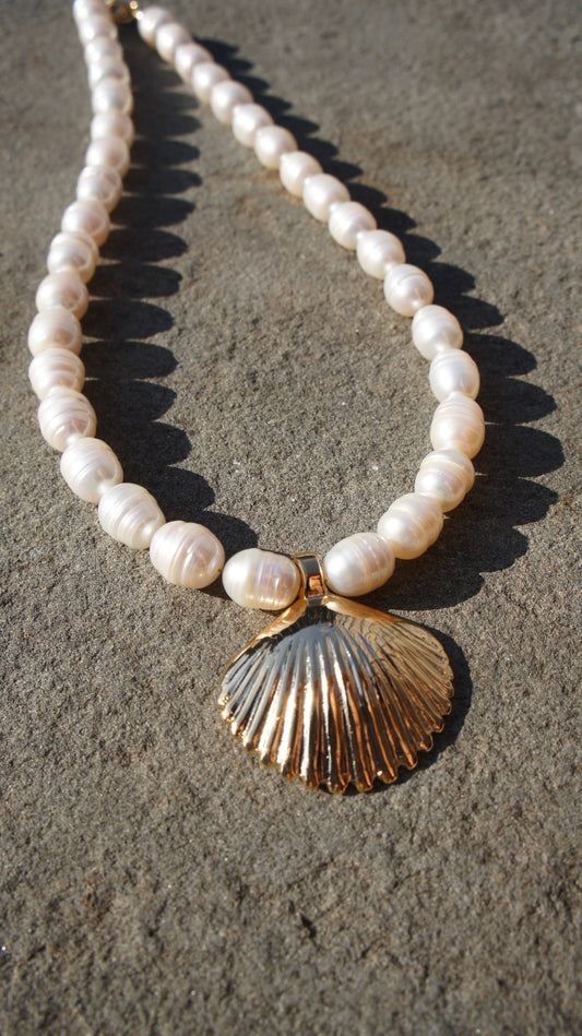 Mirae Shell Necklace