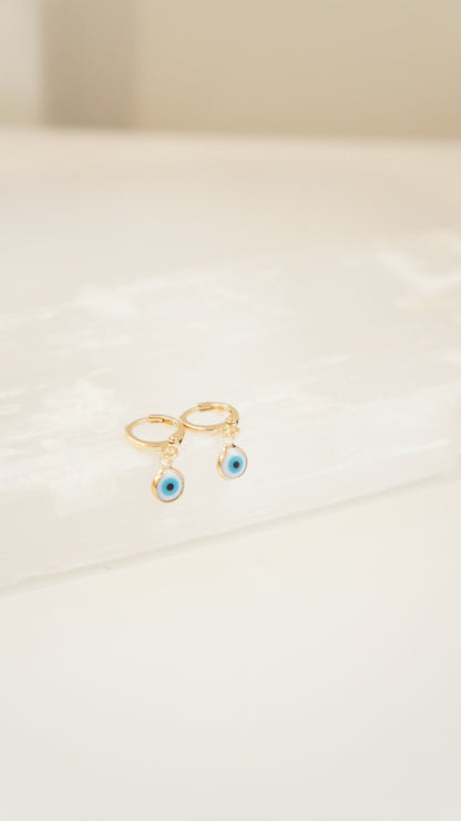 Round Tiny Eyes Earrings