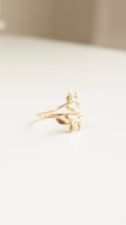 Vegas Gold Ring